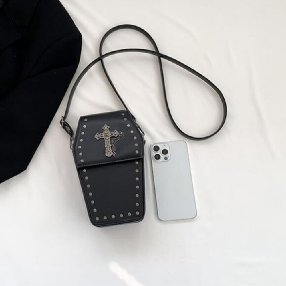 Gothic Coffin Crossbody Bag – Black Faux Leather with Chain NWOT - Picture 6 of 13